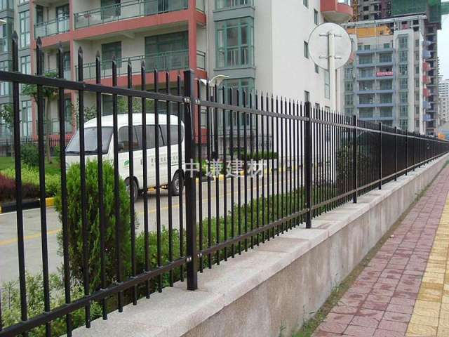 鋅鋼護(hù)欄-02